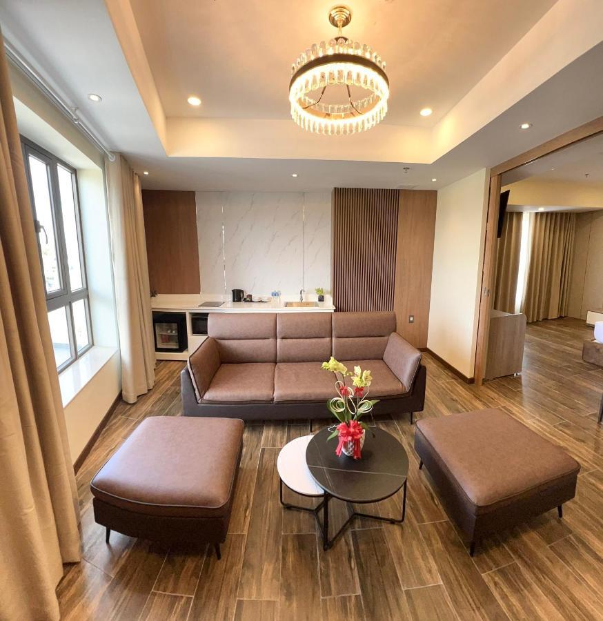 Mai Vy Hotel Tay Ninh ภายนอก รูปภาพ
